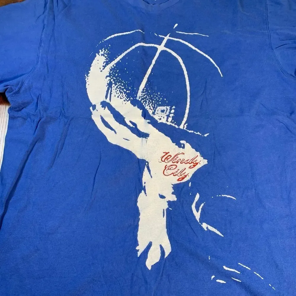 Nike‎ Chicago Skyline Windy City Basketball Blue 2005 shirt Sz MED